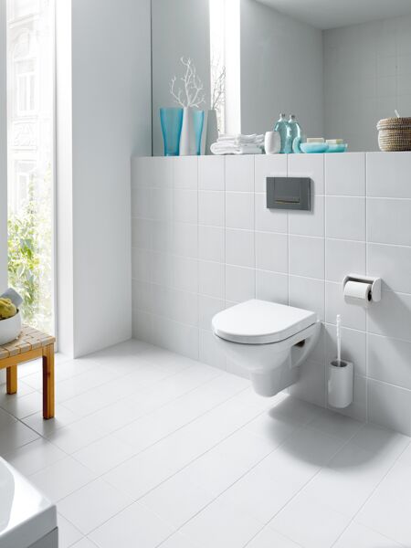Asiento WC PRO Universal de Laufen, con tapa, con mecanismo de cierre  suave, 450x375